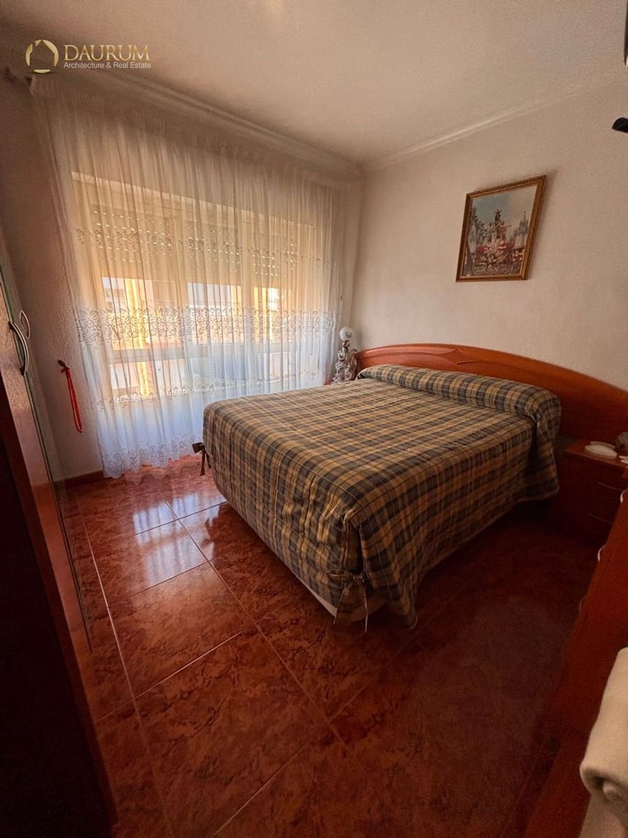 Piso de 2 habitaciones en Alicante / Alacant ciudad en venta - 115.000 € (Ref: 9893020)