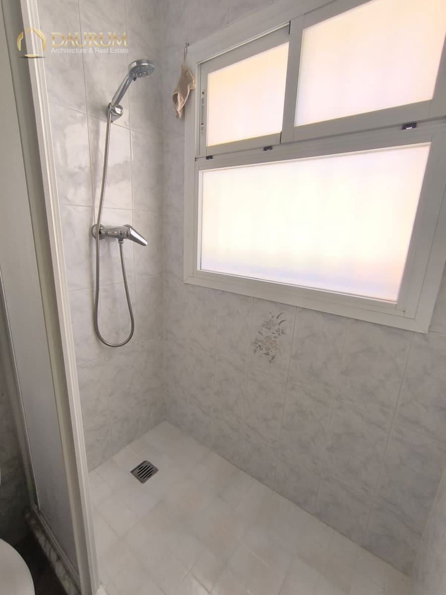 2 soverom Leilighet til salgs i Arenales del Sol med garasje - € 280 000 (Ref: 9893021)