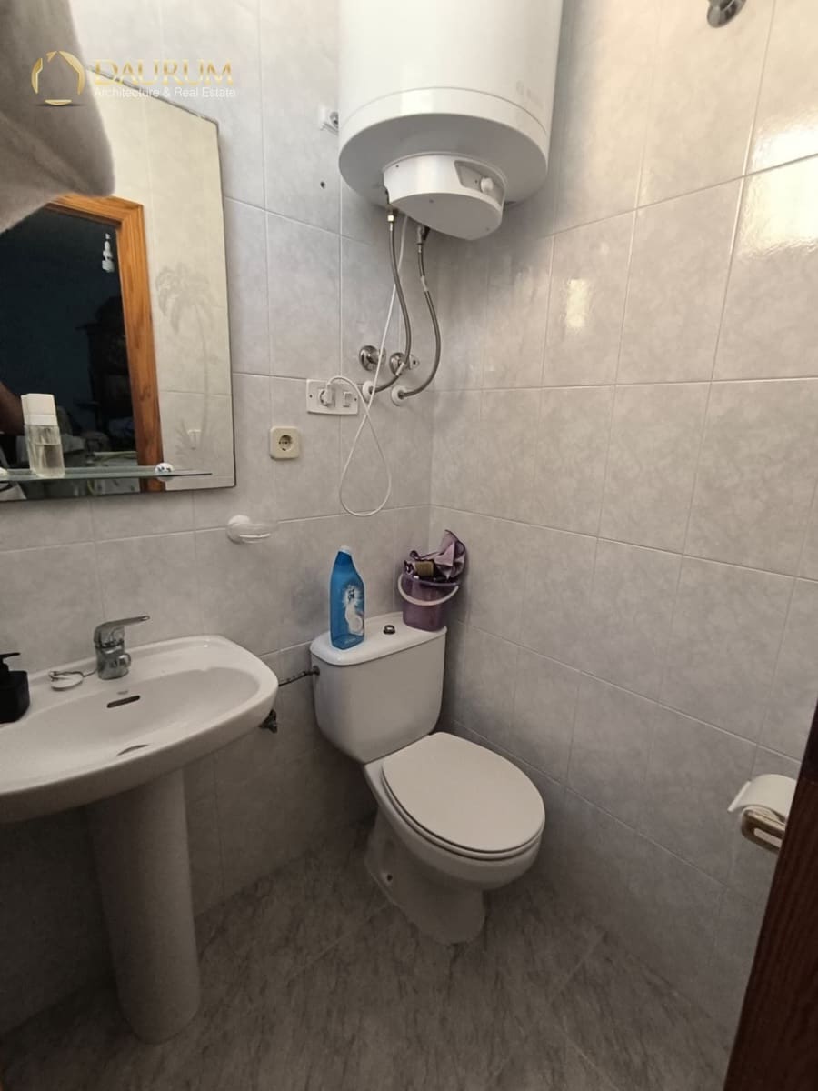 2 soverom Leilighet til salgs i Arenales del Sol med garasje - € 280 000 (Ref: 9893021)