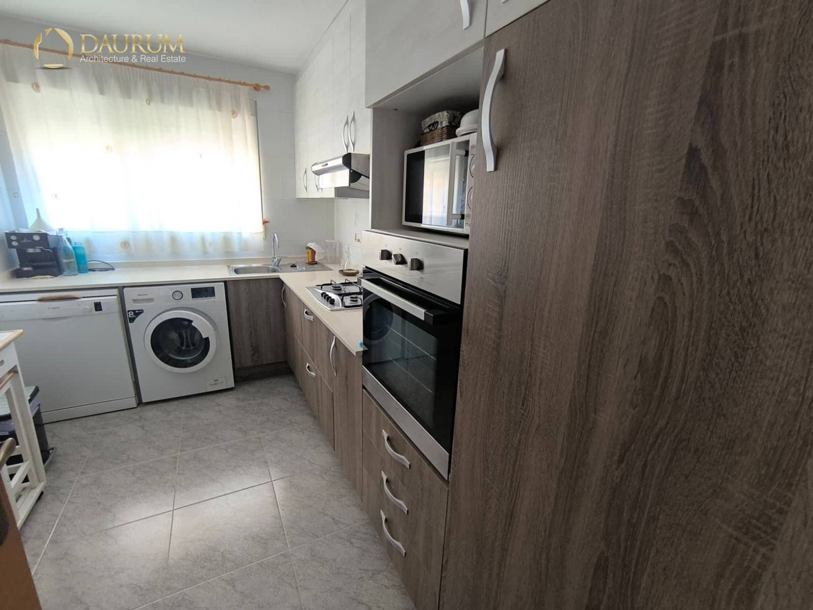 2 soverom Leilighet til salgs i Arenales del Sol med garasje - € 280 000 (Ref: 9893021)