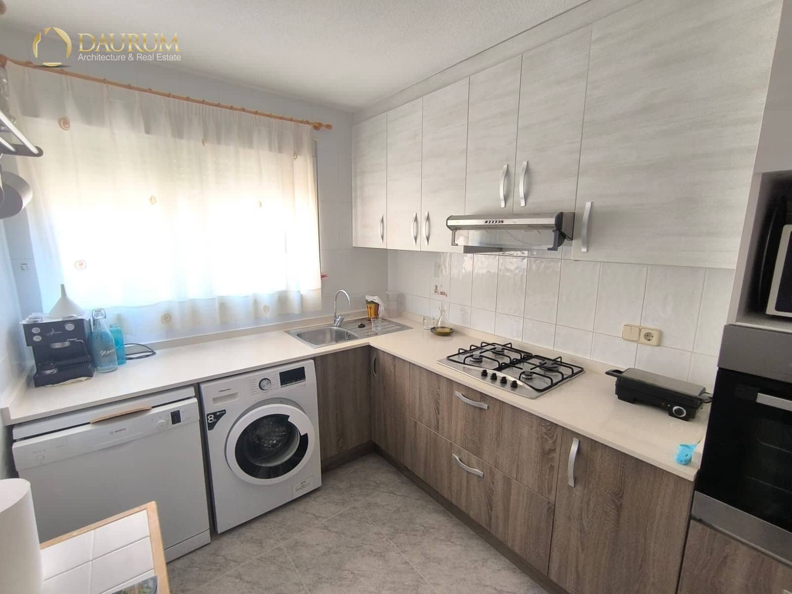2 soverom Leilighet til salgs i Arenales del Sol med garasje - € 280 000 (Ref: 9893021)