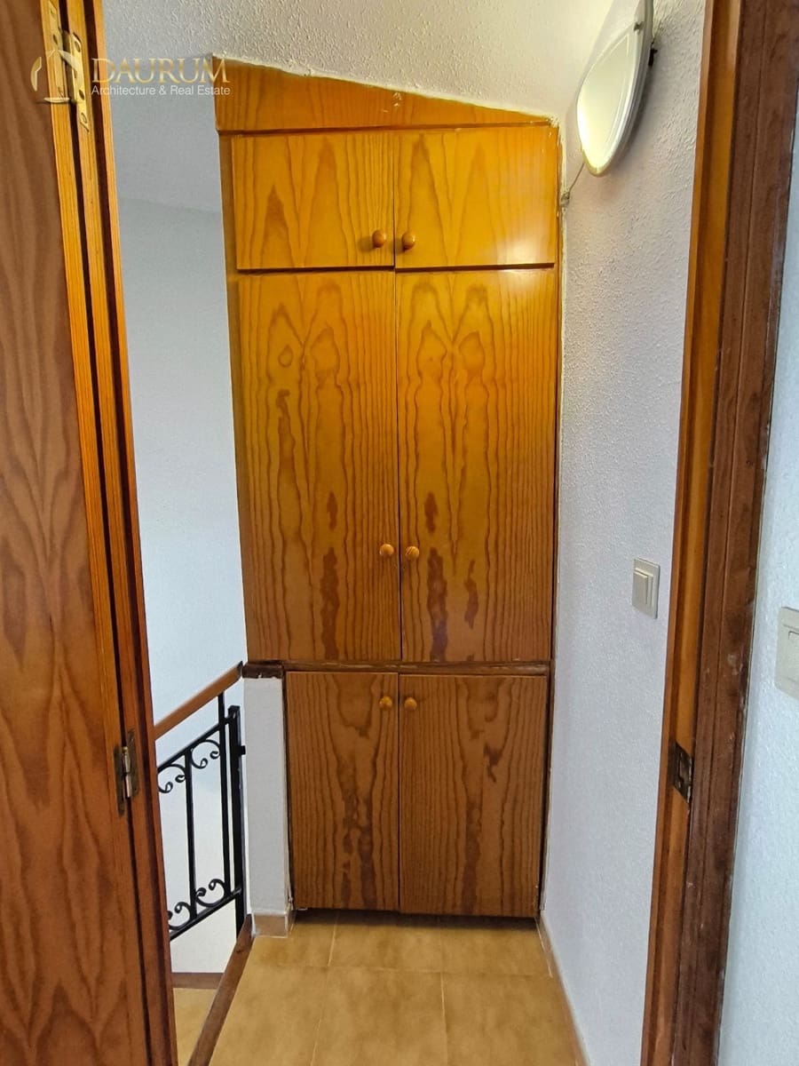 Chalet de 3 habitaciones en Santa Pola en venta con garaje - 309.500 € (Ref: 9893116)