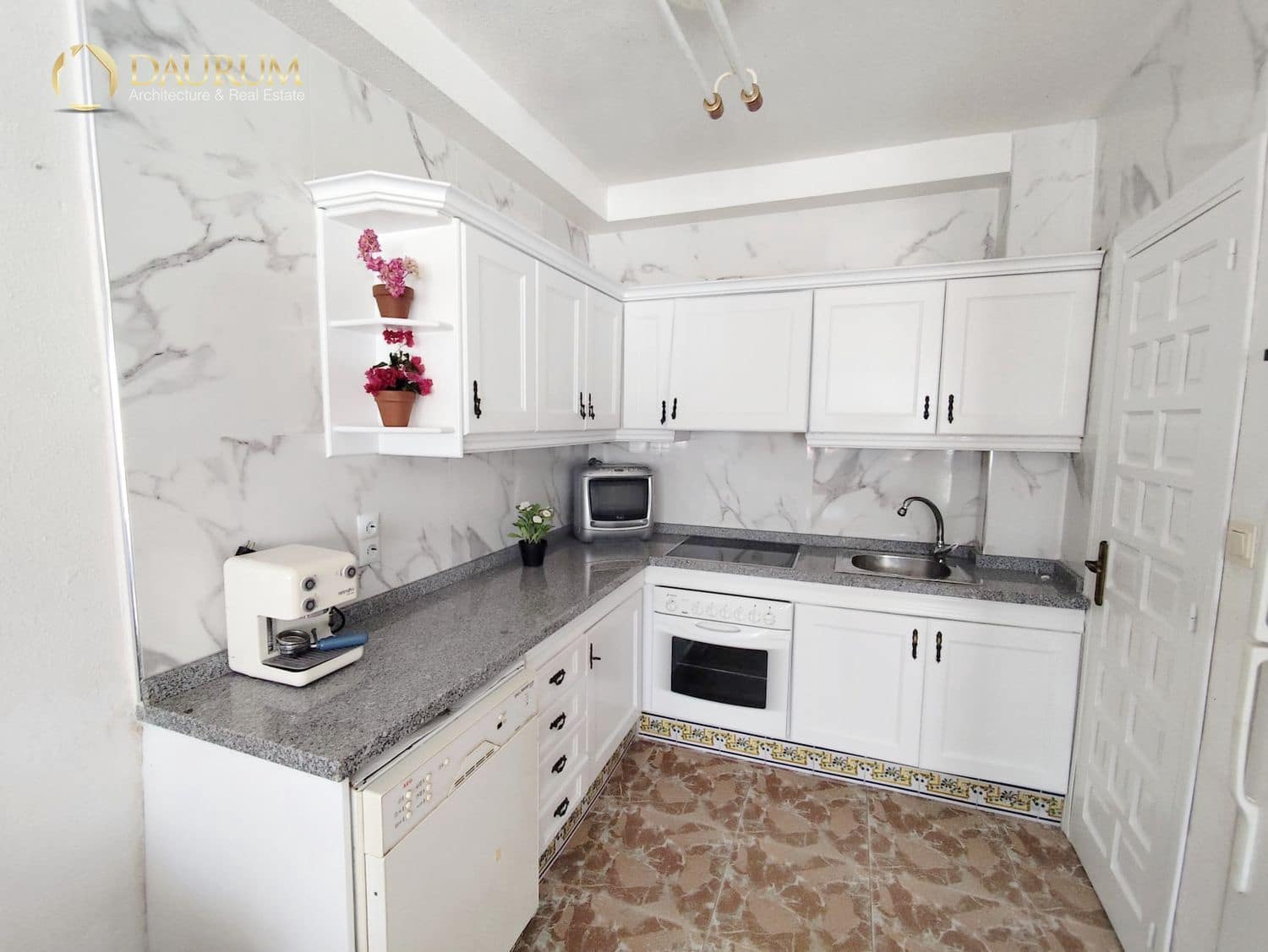 Chalet de 3 habitaciones en Santa Pola en venta con garaje - 309.500 € (Ref: 9893116)