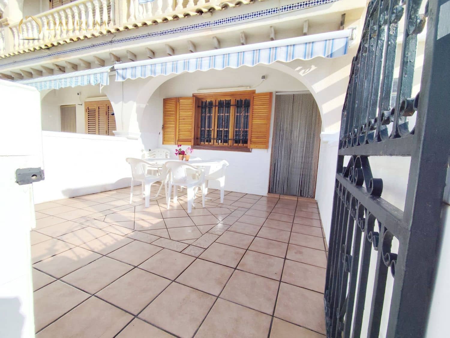 Chalet de 3 habitaciones en Santa Pola en venta con garaje - 309.500 € (Ref: 9893116)