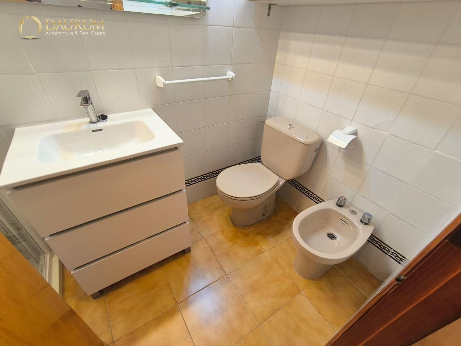 Chalet de 3 habitaciones en Santa Pola en venta con garaje - 309.500 € (Ref: 9893116)