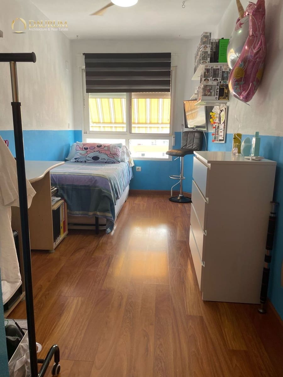4 soveværelse Lejlighed til salg i Alicante by med swimmingpool garage - € 298.000 (Ref: 9895224)