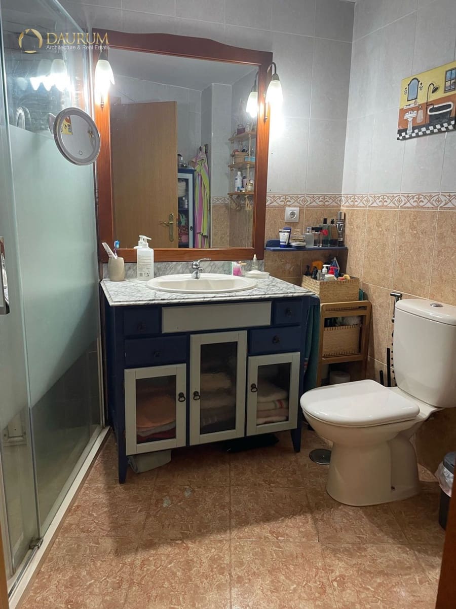 4 soveværelse Lejlighed til salg i Alicante by med swimmingpool garage - € 298.000 (Ref: 9895224)