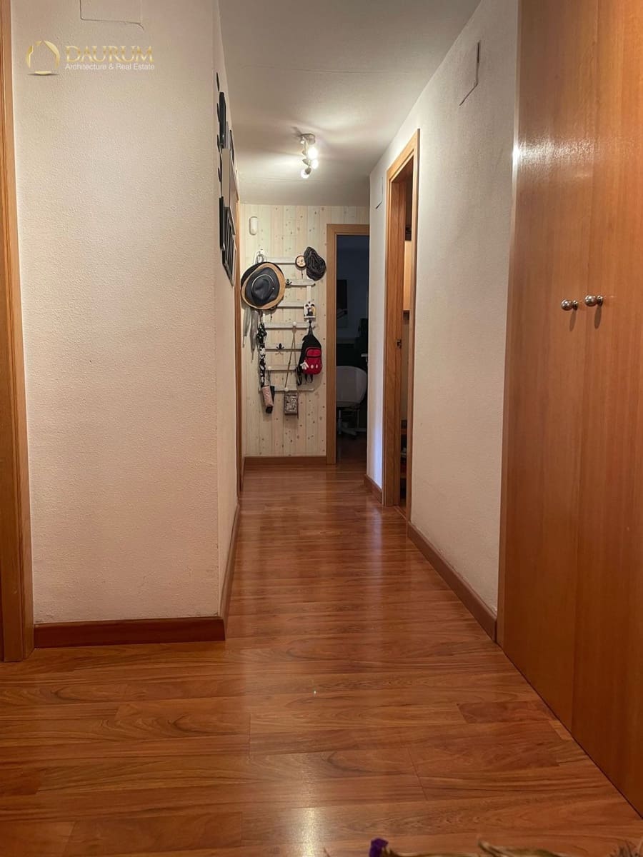 4 soveværelse Lejlighed til salg i Alicante by med swimmingpool garage - € 298.000 (Ref: 9895224)