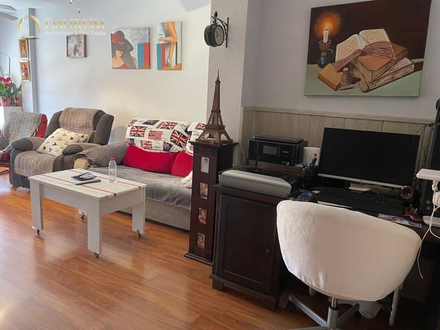 Piso de 4 habitaciones en Alicante / Alacant ciudad en venta con piscina garaje - 298.000 € (Ref: 9895224)