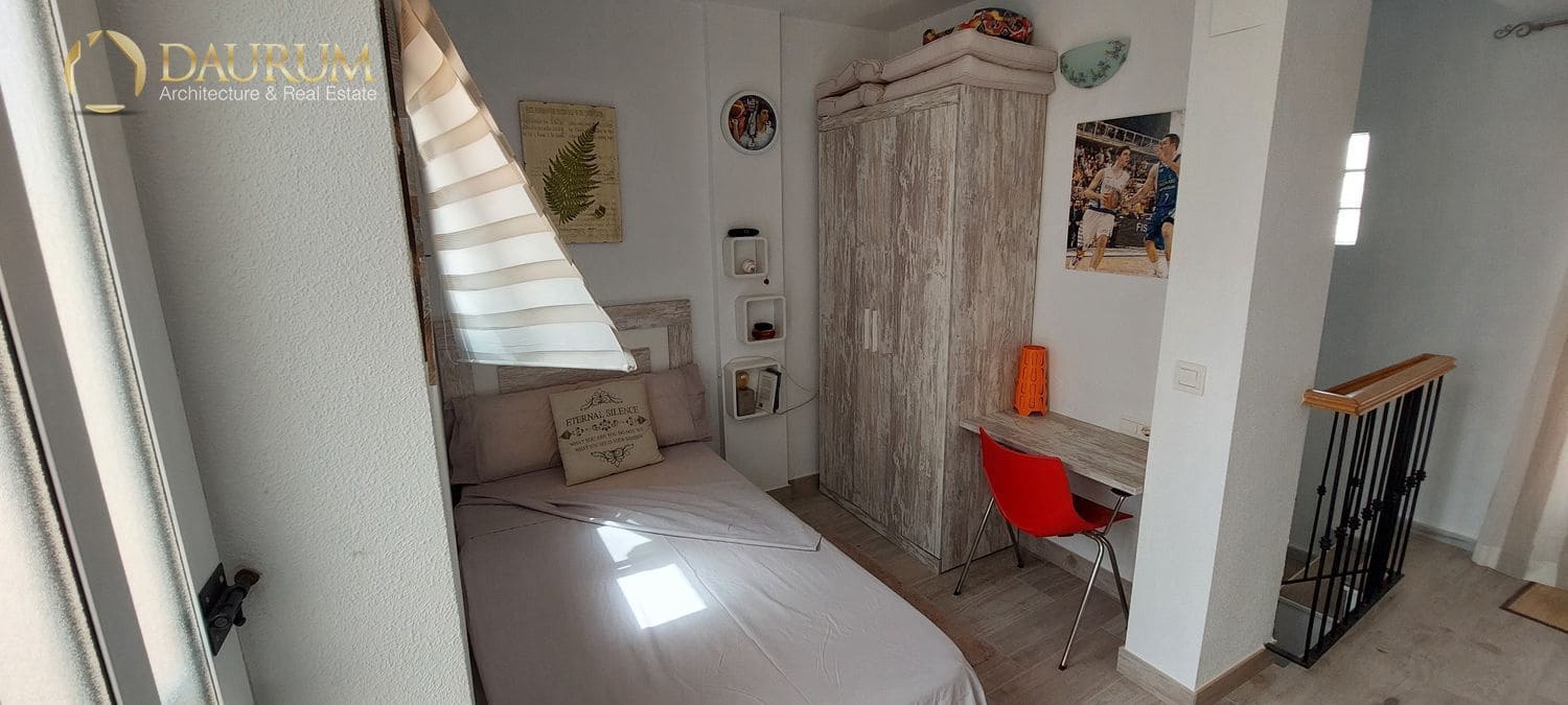 3 sypialnia Dom na sprzedaż w Gran Alacant z basenem garażem - 265 000 € (Ref: 9895308)
