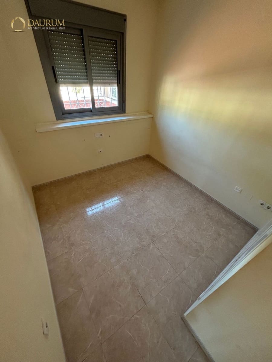 Piso de 2 habitaciones en Arenales del Sol en venta con piscina garaje - 250.000 € (Ref: 9897323)