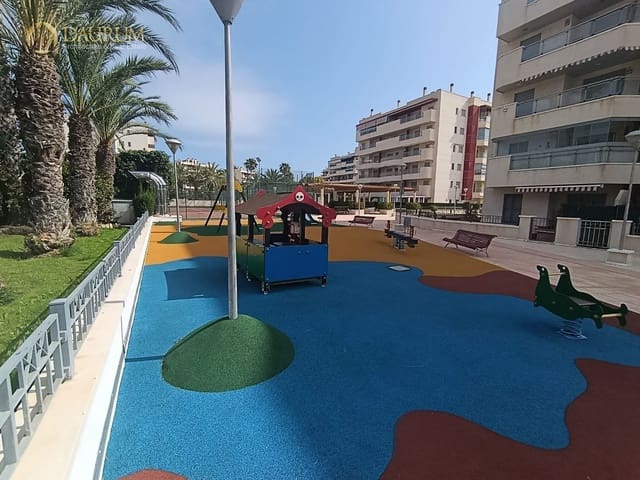 Piso de 2 habitaciones en Arenales del Sol, Elche / Elx en venta con piscina garaje - 250.000 € (Ref: 9897323)