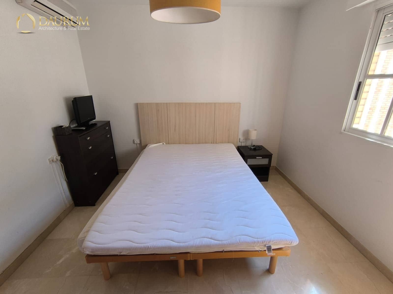 4 bedroom Townhouse for sale in Alicante / Alacant city with pool garage - € 555,000 (Ref: 9897324)
