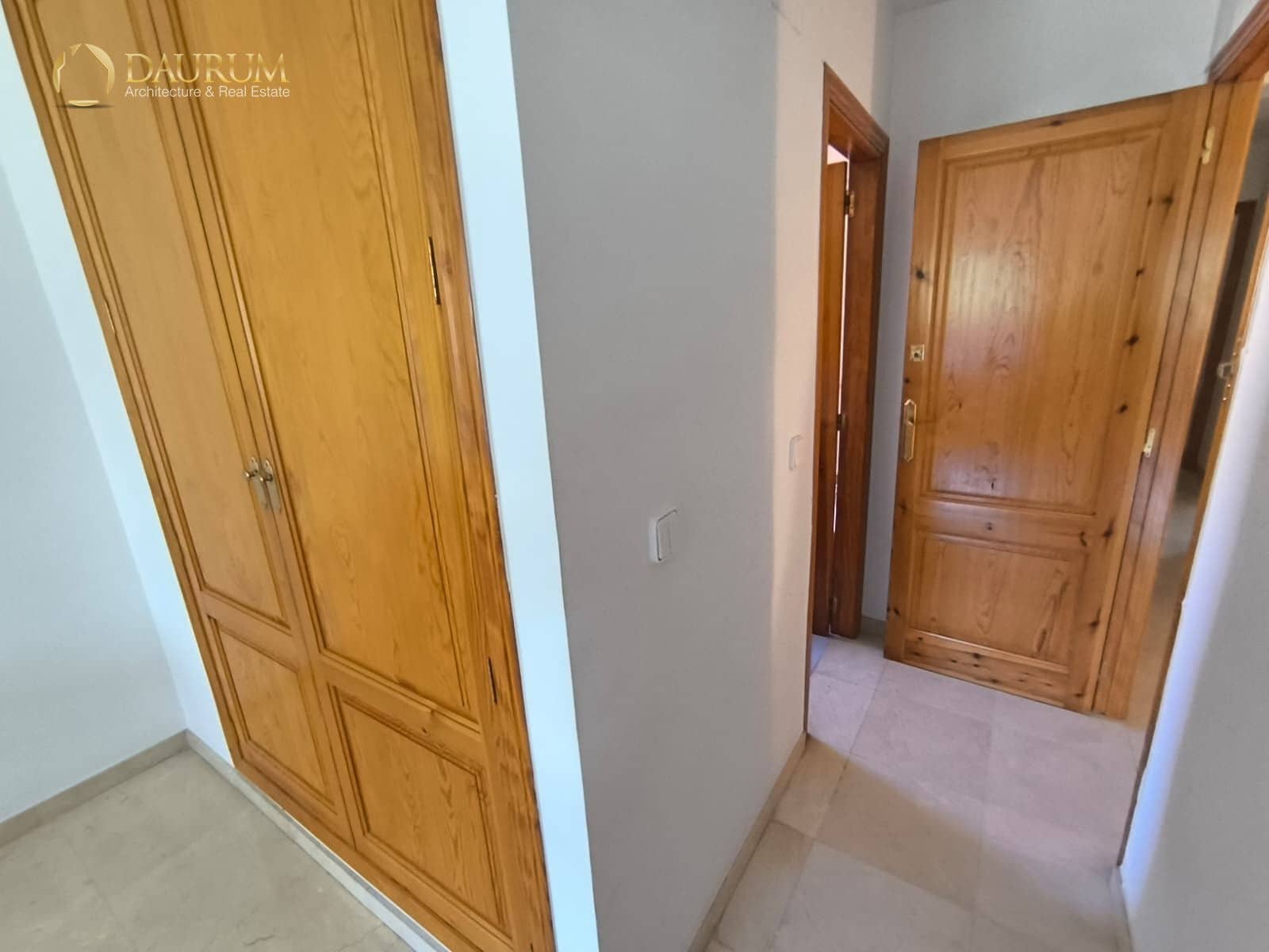 4 bedroom Townhouse for sale in Alicante / Alacant city with pool garage - € 555,000 (Ref: 9897324)