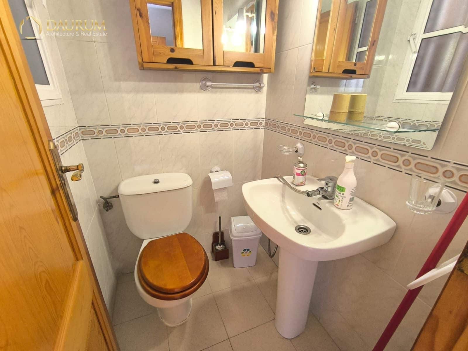 4 bedroom Townhouse for sale in Alicante / Alacant city with pool garage - € 555,000 (Ref: 9897324)