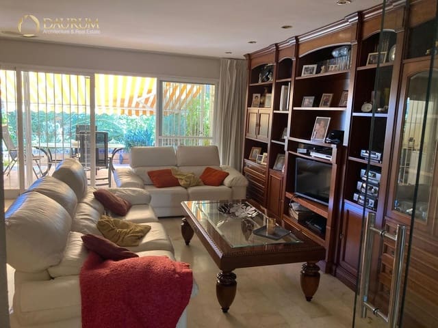 5 chambre Maison de Ville à vendre à Alicante Golf, Alicante ville avec piscine garage - 785 400 € (Ref: 9897689)