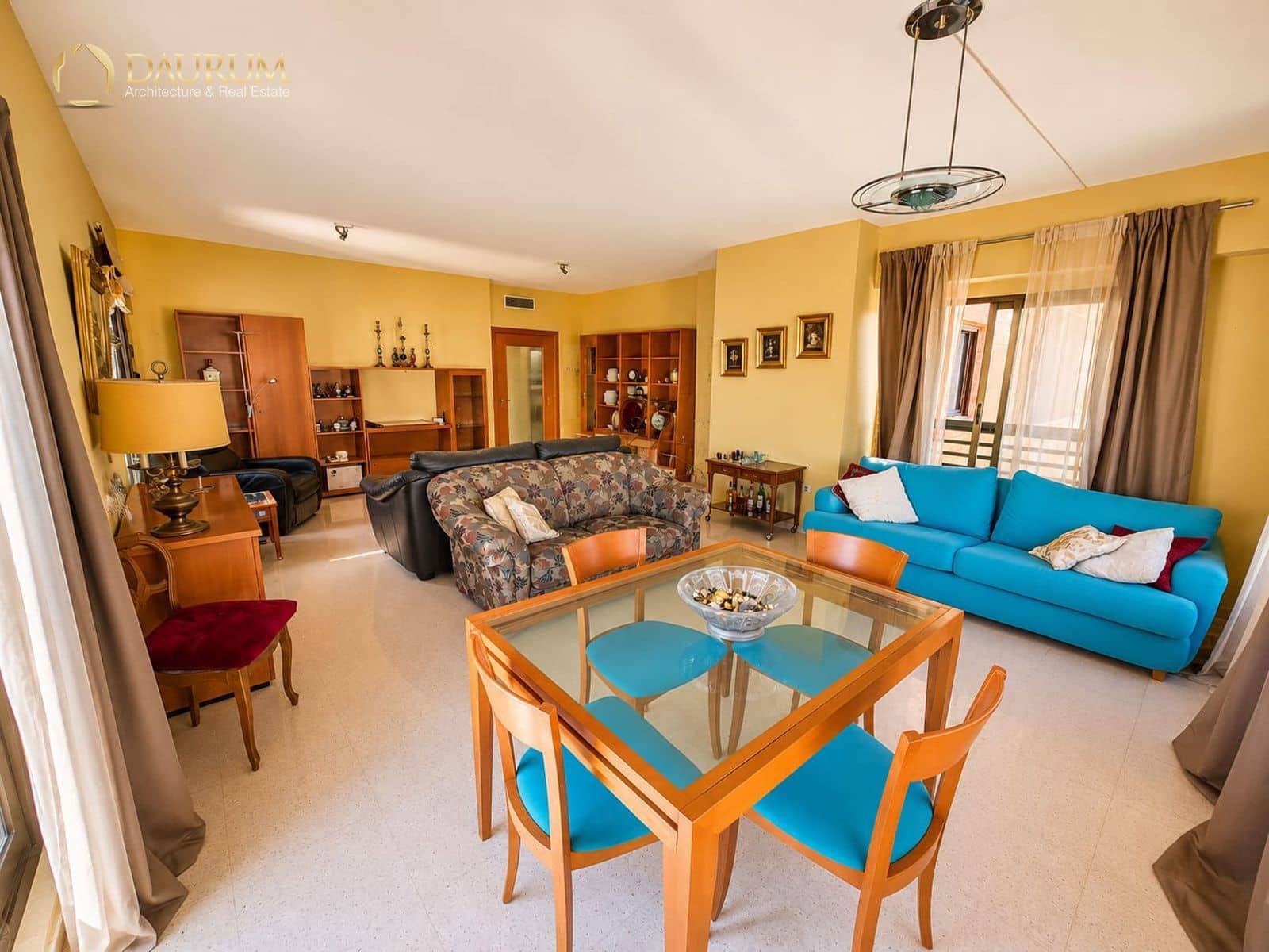 3 sypialnia Mieszkanie na sprzedaż w Benidorm z basenem garażem - 560 000 € (Ref: 9902169)