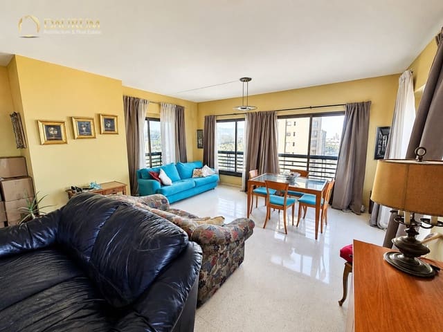 Piso de 3 habitaciones en Benidorm en venta con piscina garaje - 560.000 € (Ref: 9902169)