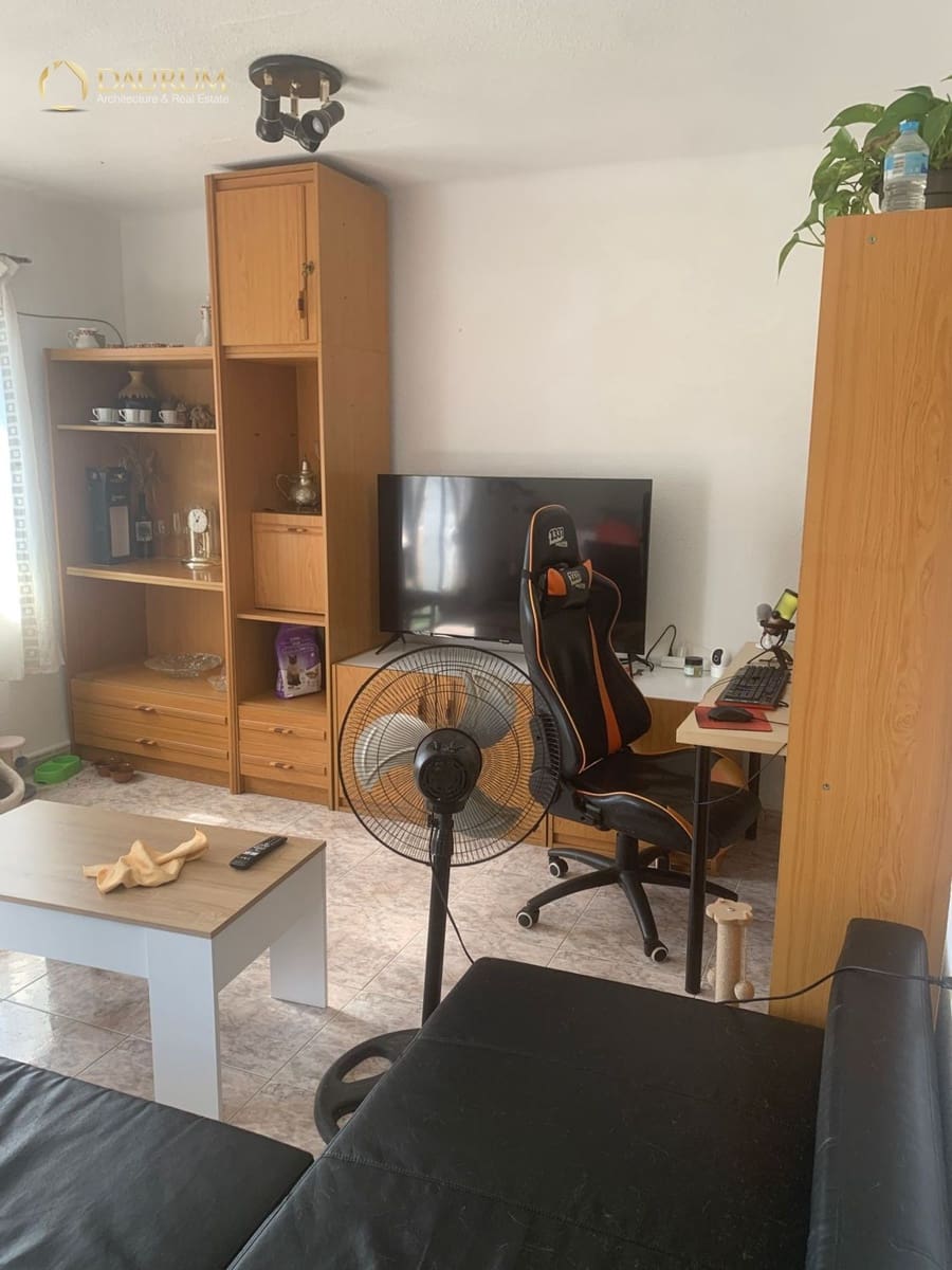 2 sovrum Lägenhet till salu i Alicante stad - 108 000 € (Ref: 9902170)