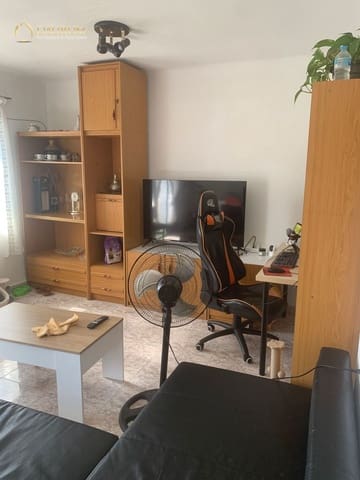 2 sovrum Lägenhet till salu i Alicante stad - 108 000 € (Ref: 9902170)
