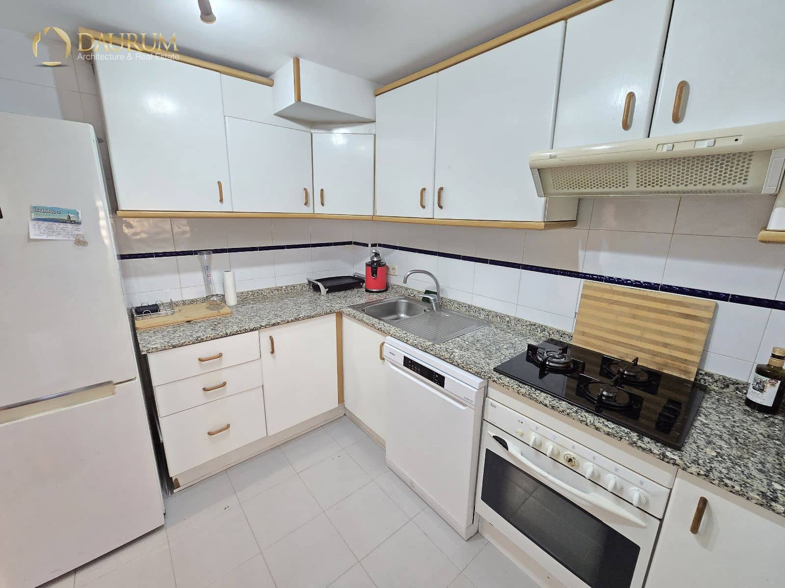 3 Zimmer Wohnung zu verkaufen in Albir mit Pool Garage - 399.000 € (Ref: 9902171)