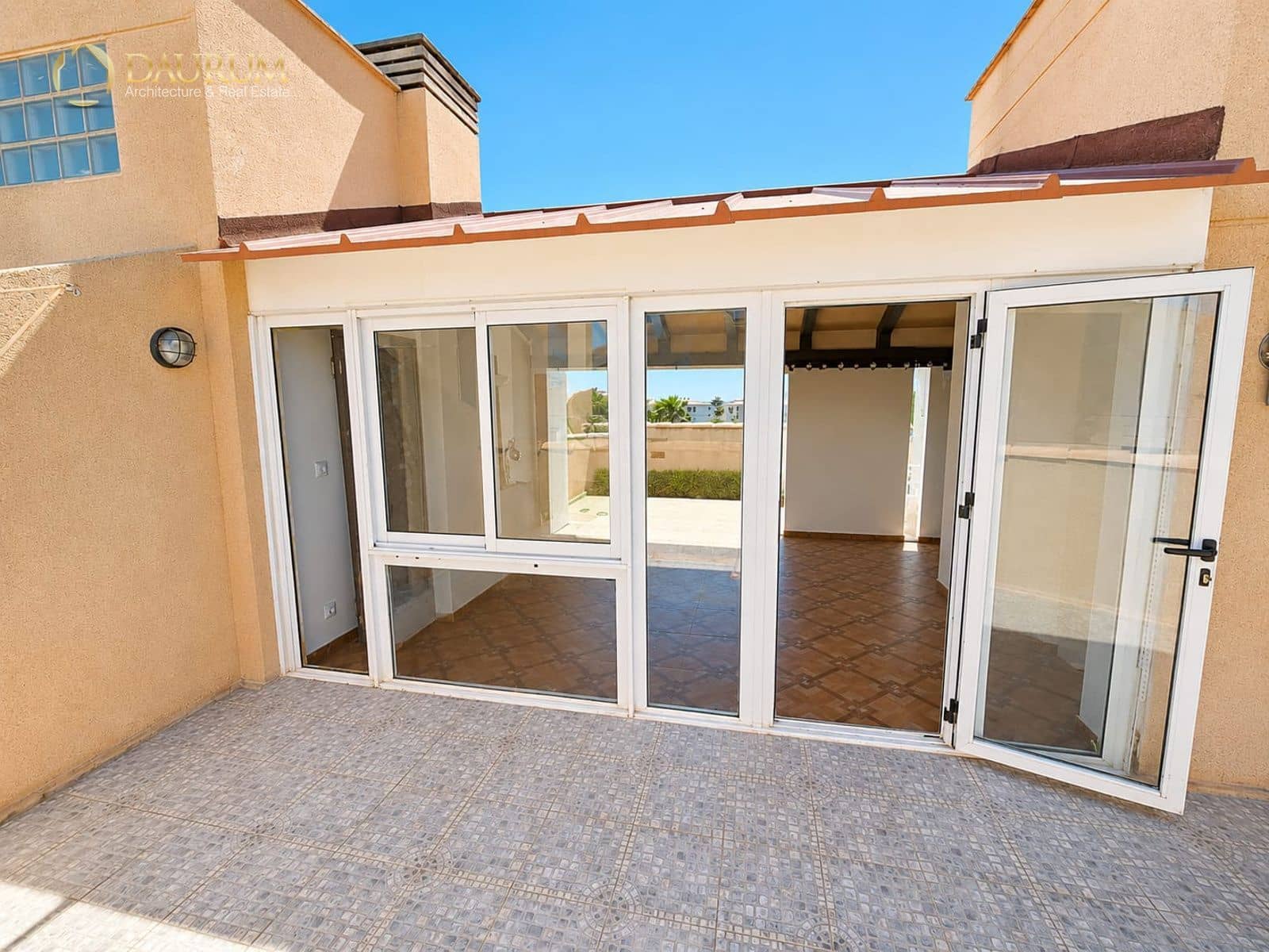 3 Zimmer Wohnung zu verkaufen in Albir mit Pool Garage - 399.000 € (Ref: 9902171)