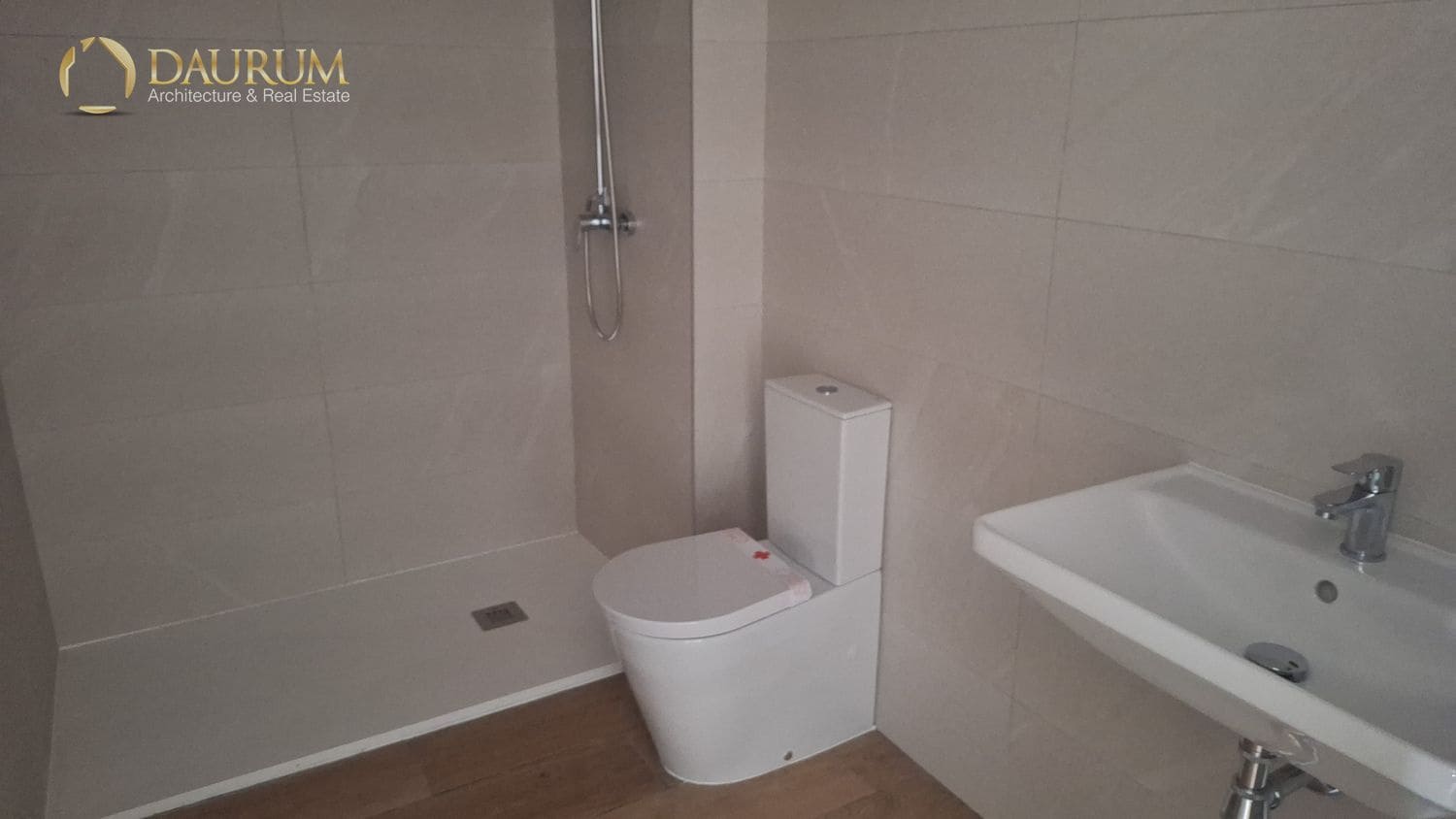 Piso de 2 habitaciones en Playa de San Juan en venta con piscina - 494.000 € (Ref: 9902172)