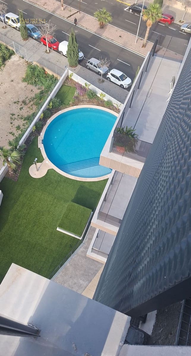 Piso de 2 habitaciones en Playa de San Juan en venta con piscina - 494.000 € (Ref: 9902172)