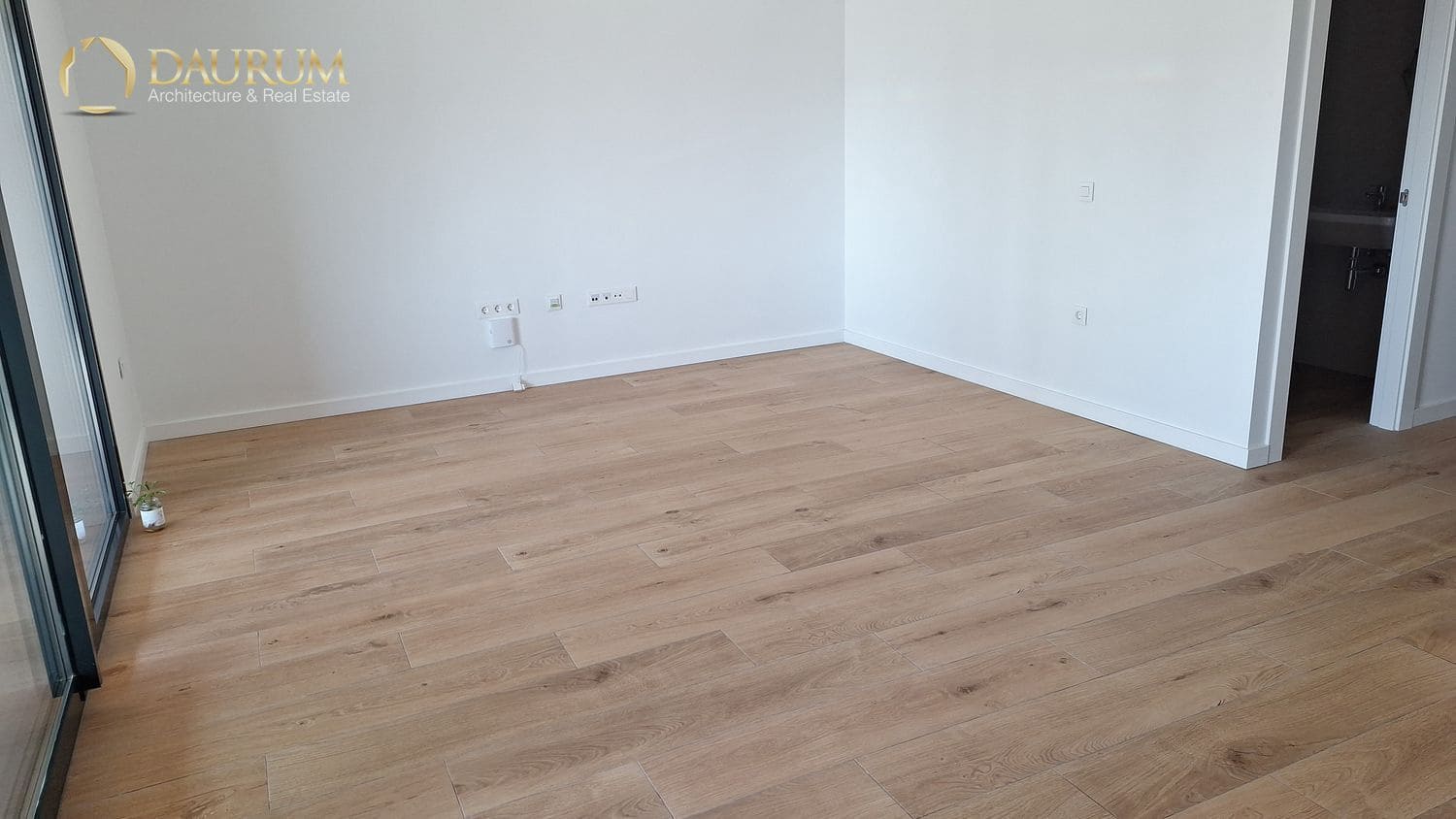 Piso de 2 habitaciones en Playa de San Juan en venta con piscina - 494.000 € (Ref: 9902172)