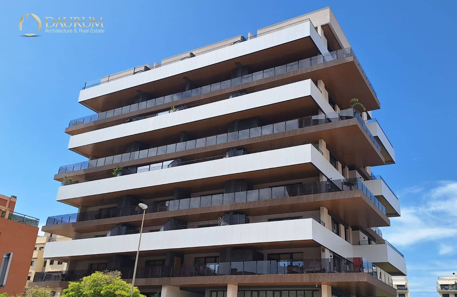 Piso de 2 habitaciones en Playa de San Juan en venta con piscina - 494.000 € (Ref: 9902172)