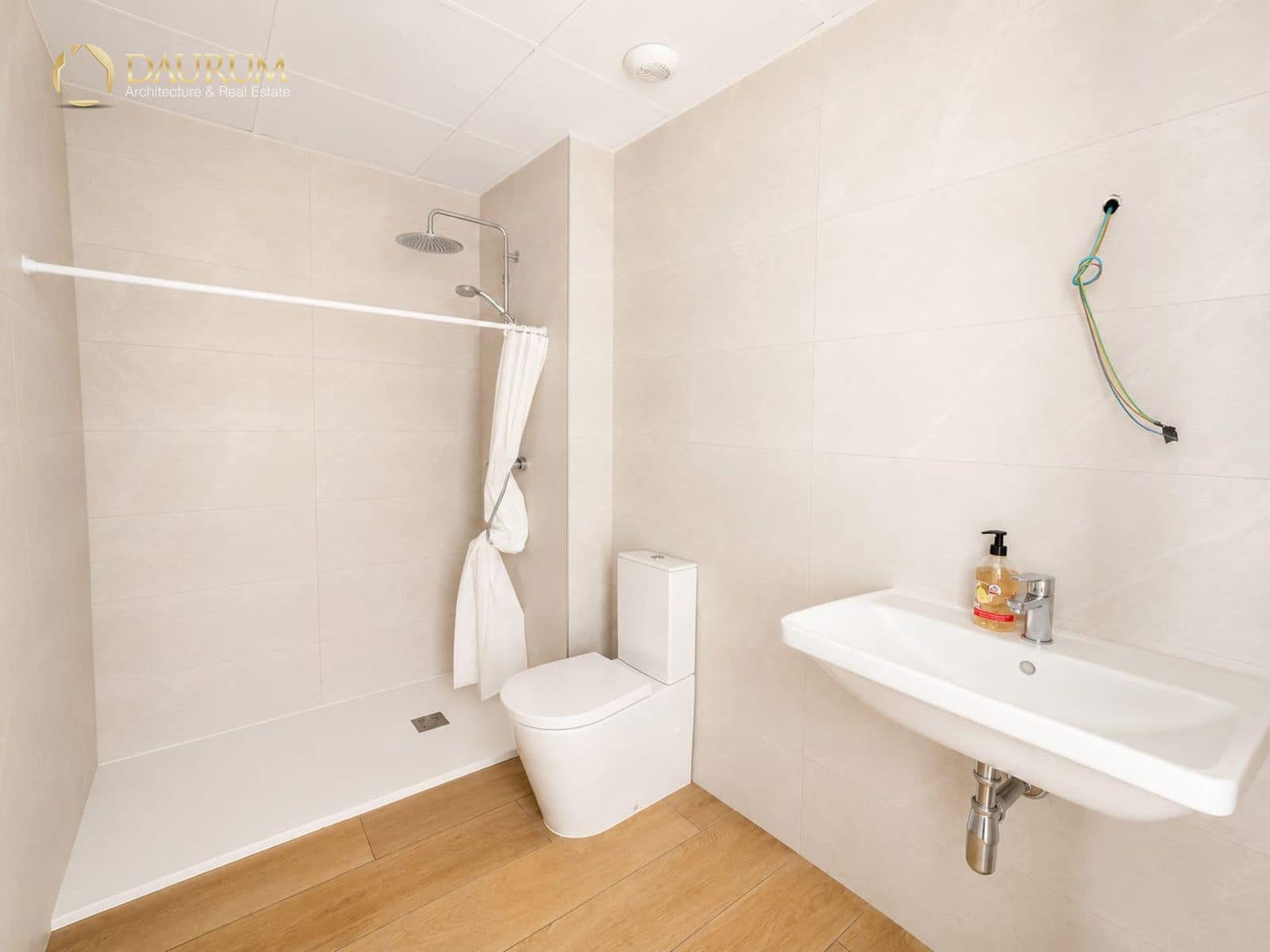 2 bedroom Flat for sale in Playa de San Juan with pool - € 494,000 (Ref: 9902172)