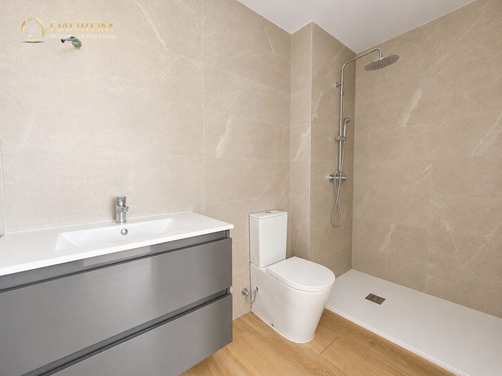 2 bedroom Flat for sale in Playa de San Juan with pool - € 494,000 (Ref: 9902172)