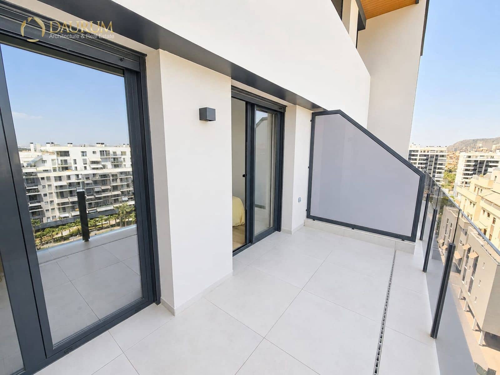 2 bedroom Flat for sale in Playa de San Juan with pool - € 494,000 (Ref: 9902172)