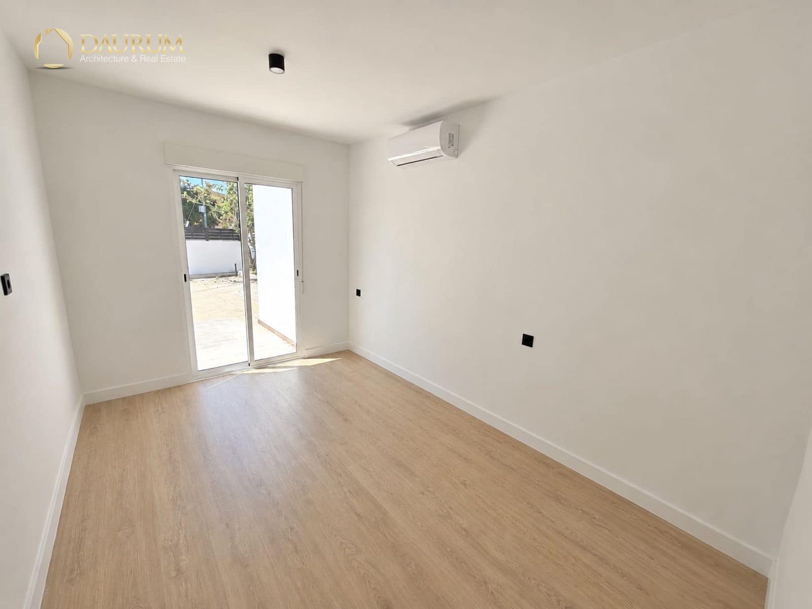 4 sypialnia Willa na sprzedaż w La Nucia z basenem garażem - 395 000 € (Ref: 9905132)