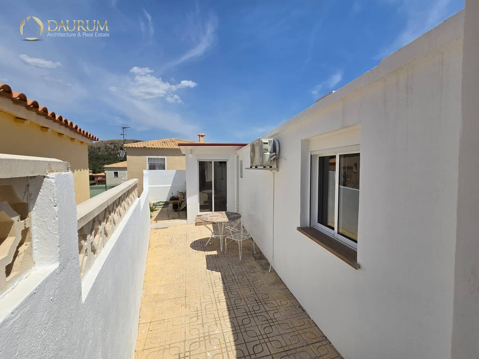 4 sypialnia Willa na sprzedaż w La Nucia z basenem garażem - 395 000 € (Ref: 9905132)