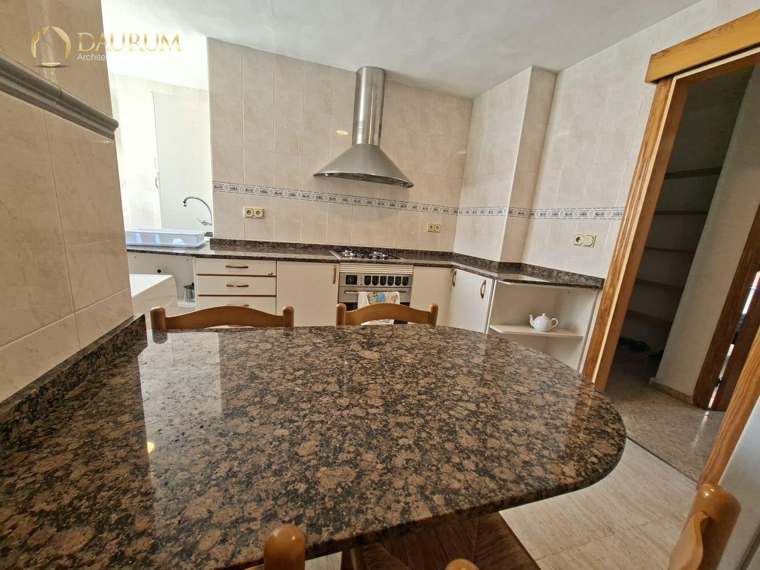 4 camera da letto Attico in vendita in Alicante citta con garage - 242.000 € (Rif: 9905235)