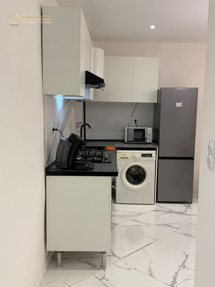 2 slaapkamer Flat te koop in Alicante stad - € 120.000 (Ref: 9909008)