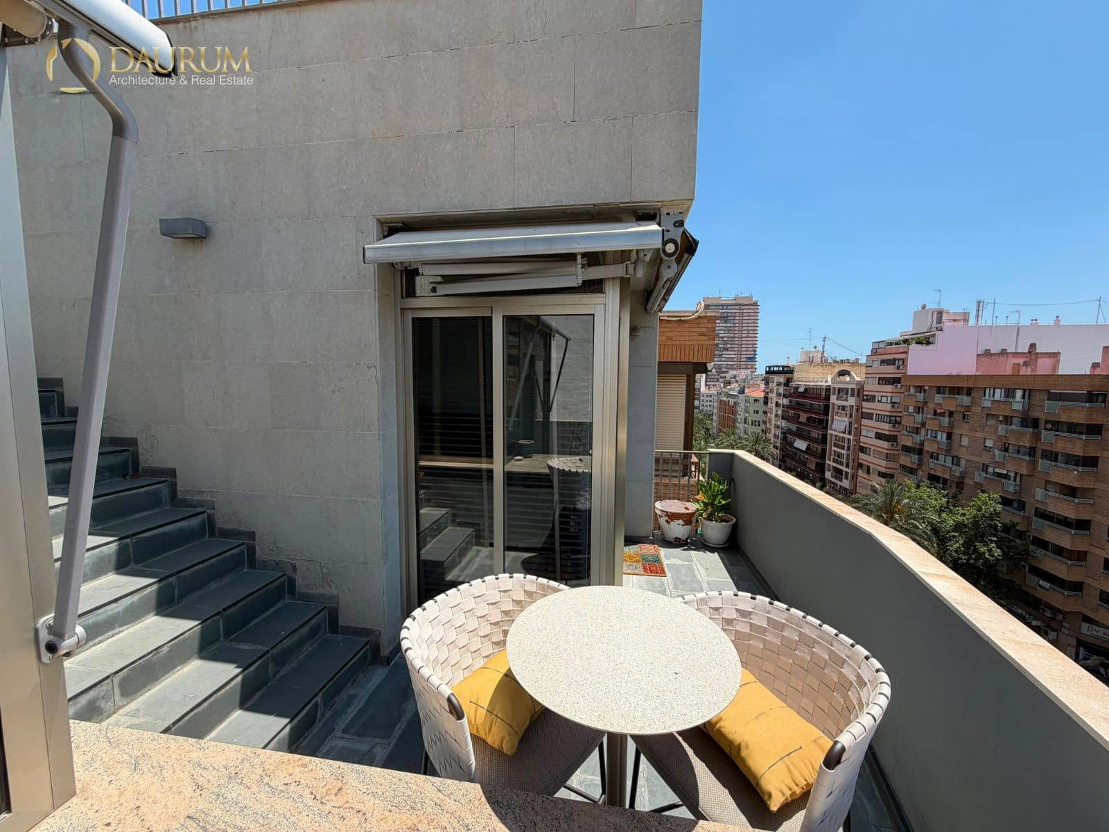 2 sypialnia Penthouse na sprzedaż w Miasto Alicante / Alacant z garażem - 520 000 € (Ref: 9909337)