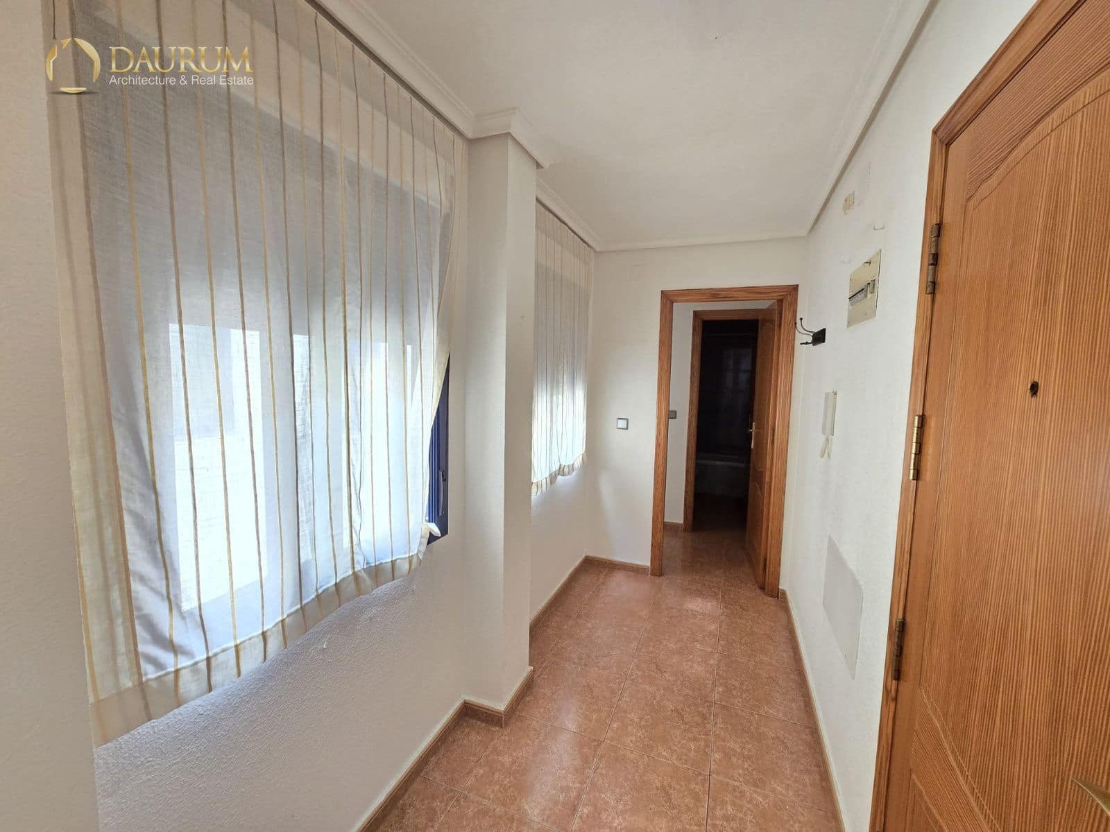 Piso de 2 habitaciones en La Nucia en venta con piscina garaje - 239.000 € (Ref: 9909338)