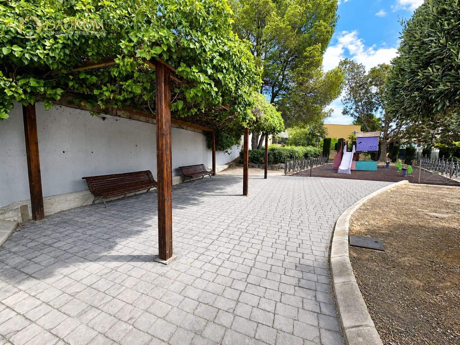 2 quarto Apartamento para venda em La Nucia com piscina garagem - 230 000 € (Ref: 9909338)