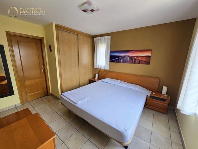 Chalet de 3 habitaciones en Barranco Hondo, La Nucia en venta con piscina garaje - 430.000 € (Ref: 9909339)