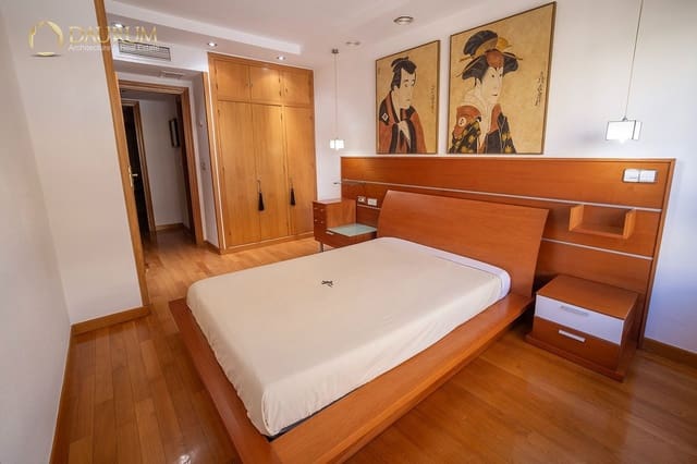 Piso de 4 habitaciones en Ensanche - Diputacion, Alicante / Alacant ciudad en venta con garaje - 625.000 € (Ref: 9911790)