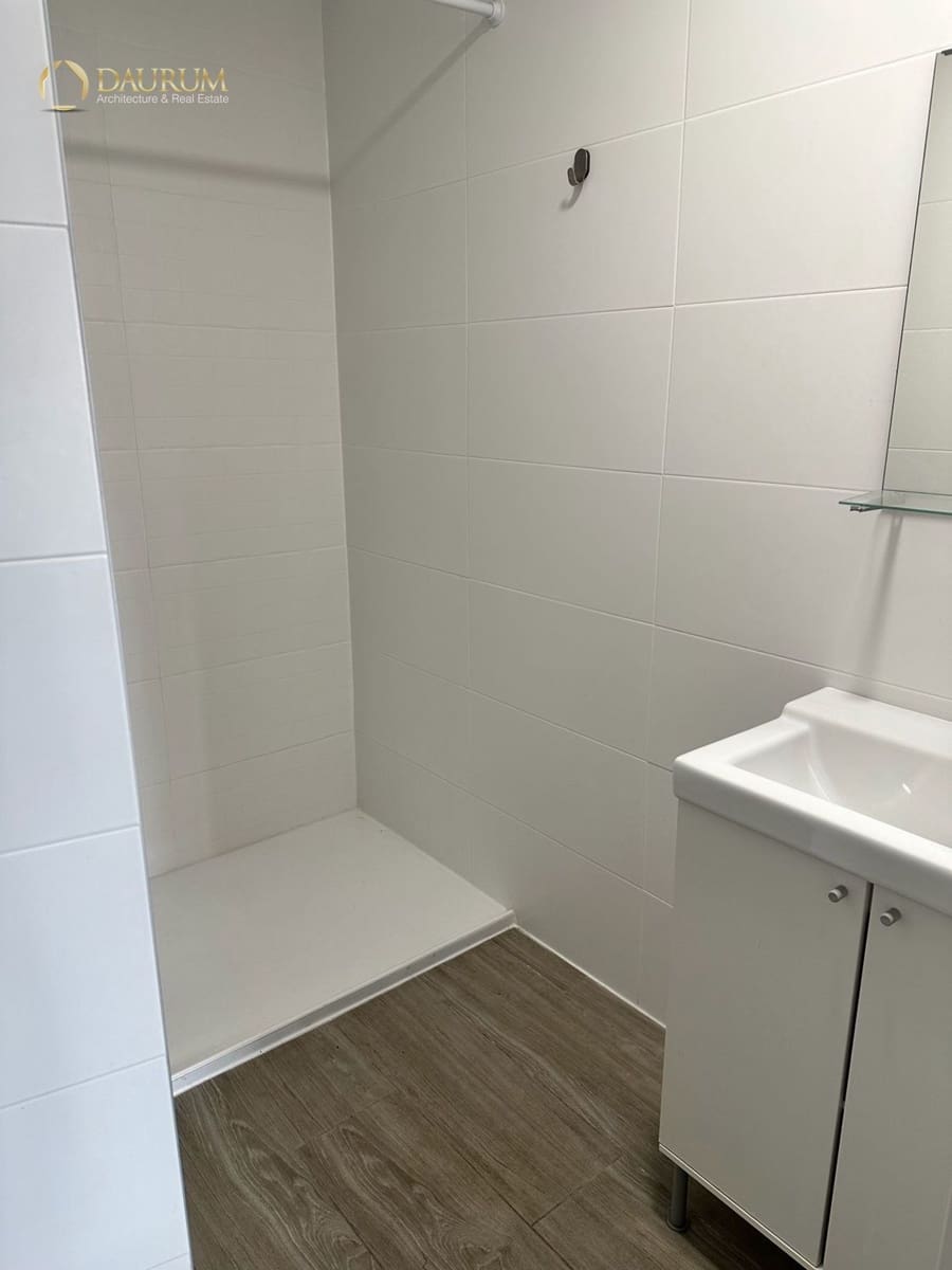 3 makuuhuone Asunto myytävänä paikassa Alicante kaupunki - 350 000 € (Ref: 9914709)