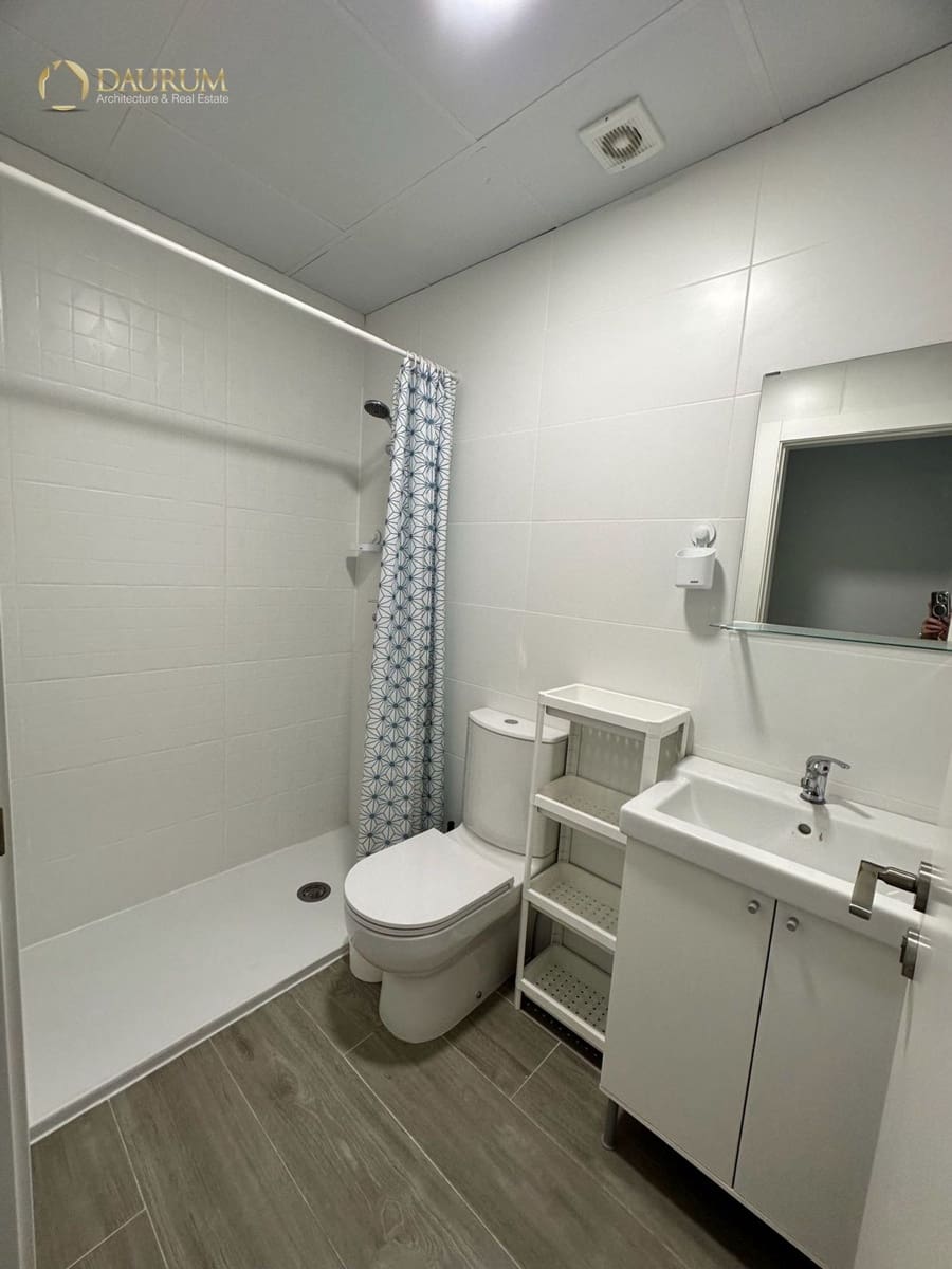3 makuuhuone Asunto myytävänä paikassa Alicante kaupunki - 350 000 € (Ref: 9914709)