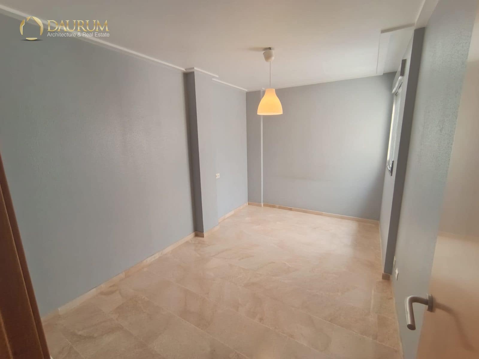4 bedroom Townhouse for sale in Elche / Elx with pool garage - € 425,000 (Ref: 9914902)