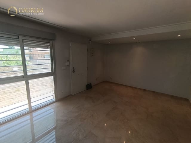 4 bedroom Townhouse for sale in Elche / Elx with pool garage - € 425,000 (Ref: 9914902)