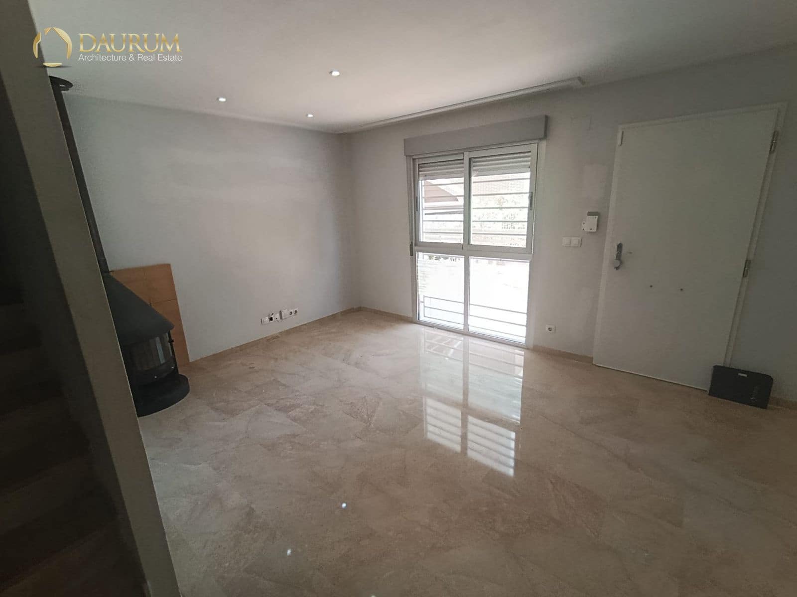 4 bedroom Townhouse for sale in Elche / Elx with pool garage - € 425,000 (Ref: 9914902)