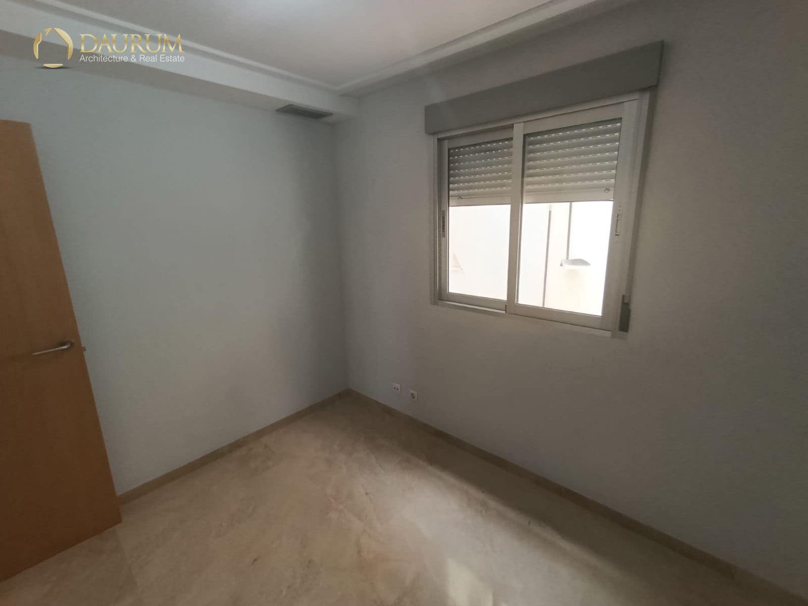 4 bedroom Townhouse for sale in Elche / Elx with pool garage - € 425,000 (Ref: 9914902)