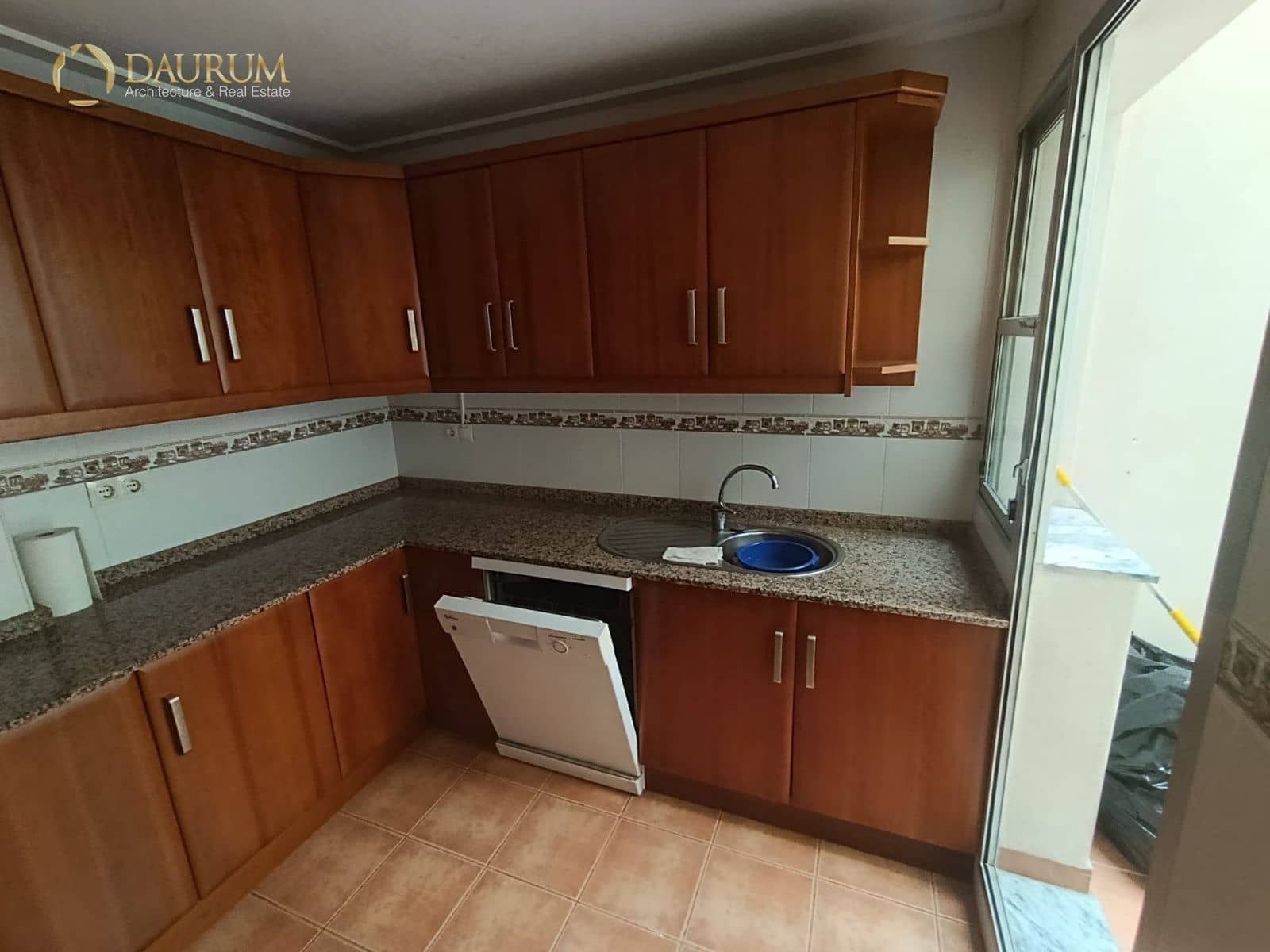 4 bedroom Townhouse for sale in Elche / Elx with pool garage - € 425,000 (Ref: 9914902)