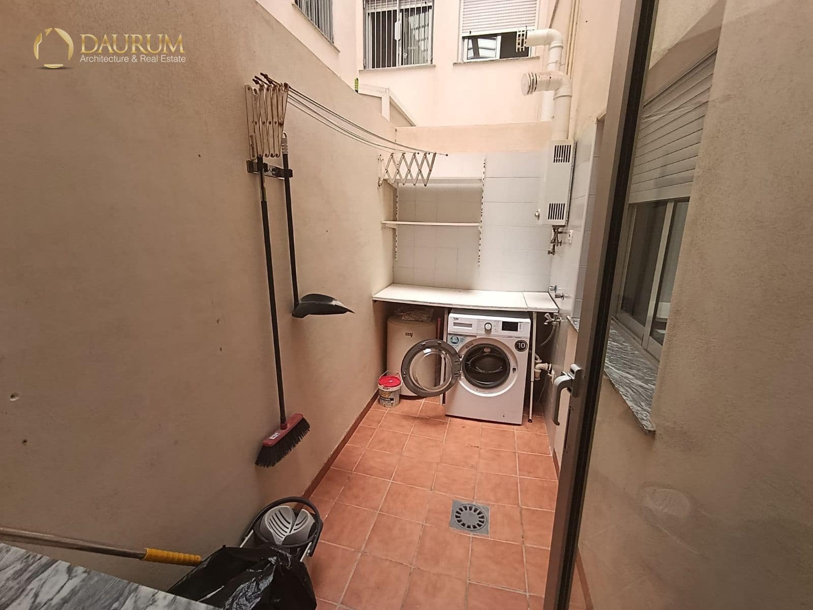 4 bedroom Townhouse for sale in Elche / Elx with pool garage - € 425,000 (Ref: 9914902)
